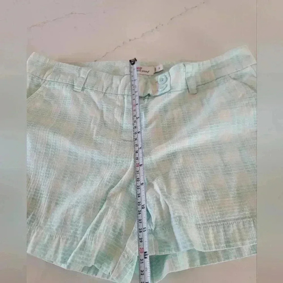 Vineyard vines shorts - Picture 7 of 9